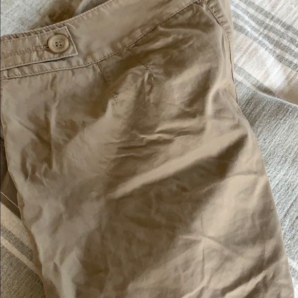 Khaki short - Picture 3 of 3